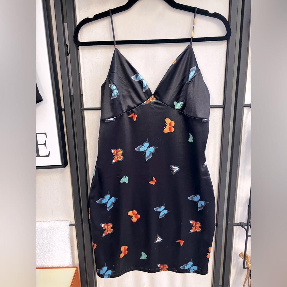 Elegant Black Butterfly Print Dress